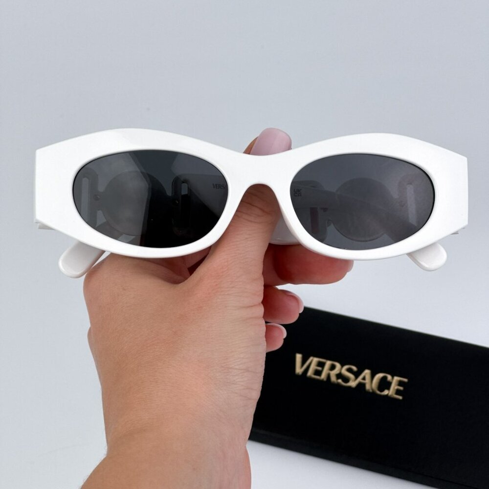Versace VE4480U 314/87 BRAND NEW Sunglasses White Dark Grey Oval Unisex